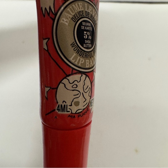 Loccitane Lip Balm Wonderful Rose 4ML - Picture 4 of 4